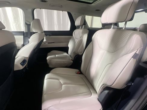 Used 2023 Hyundai Palisade Calligraphy w/ Cargo Package image 23