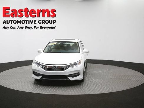 Used 2017 Honda Accord EX-L image 54