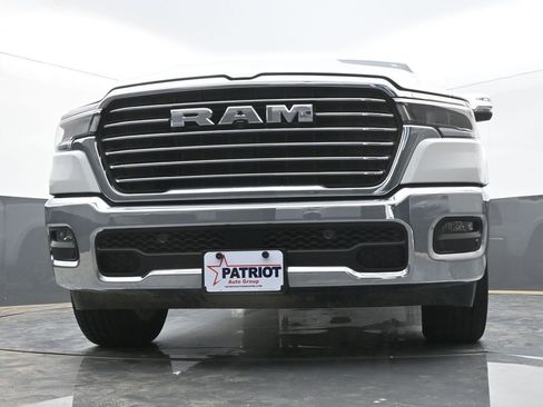 Used 2025 RAM 1500 Laramie AWD/4WD image 39