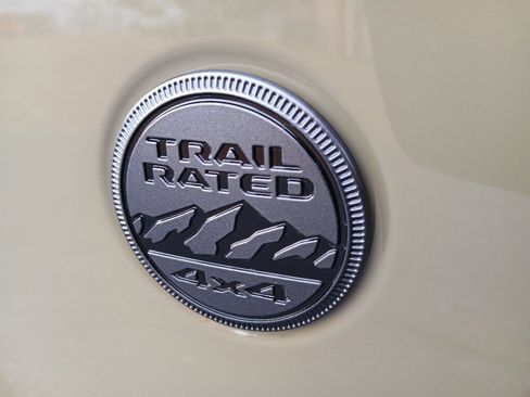 New 2025 Jeep Gladiator Sport image 47