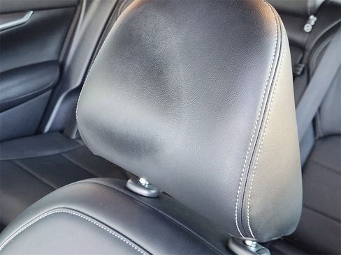 Used 2022 INFINITI QX50 Luxe w/ Appearance Package image 24