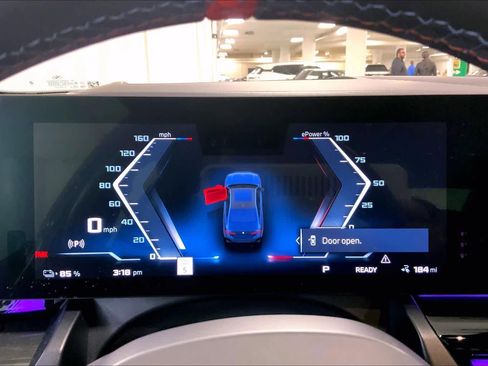 Used 2024 BMW i5 M60 image 33