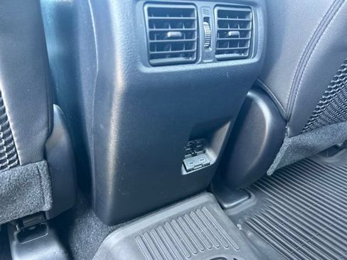 Used 2023 Toyota 4Runner SR5 Premium w/ Moonroof Package RWD image 12