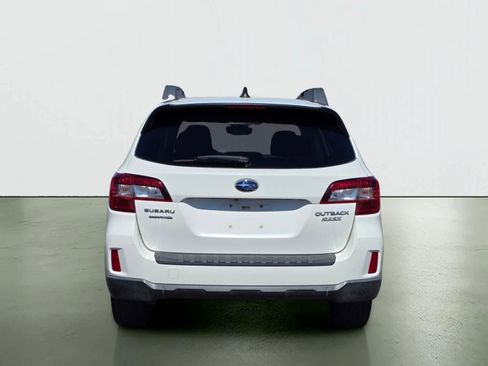 Used 2017 Subaru Outback 2.5i Premium AWD/4WD image 5