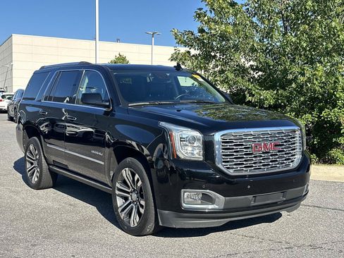 Used 2020 GMC Yukon Denali w/ Denali Premium Package AWD/4WD image 5