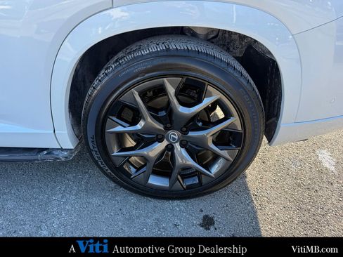 Used 2026 Lexus TX 500h 500h F SPORT Performance Premi image 13