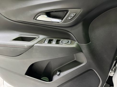 Certified 2023 Chevrolet Equinox RS image 25