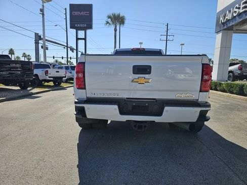 Used 2019 Chevrolet Silverado 3500 High Country w/ Duramax Plus Package image 5