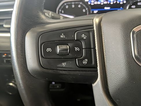 Used 2021 GMC Yukon Denali w/ Denali Premium Package image 23