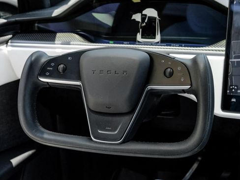 Used 2024 Tesla Model X Plaid AWD/4WD image 22