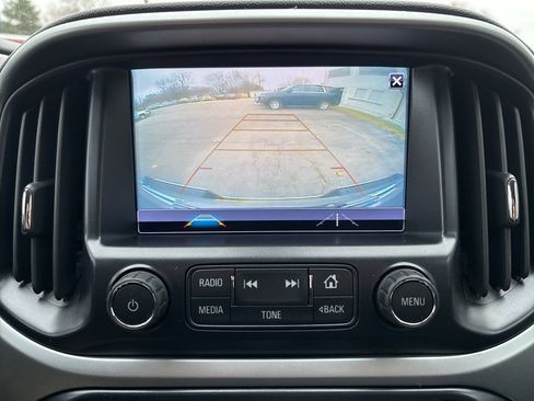 Used 2018 Chevrolet Colorado LT image 25