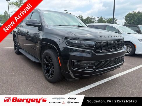 Certified 2024 Jeep Wagoneer L Series II AWD/4WD image 1