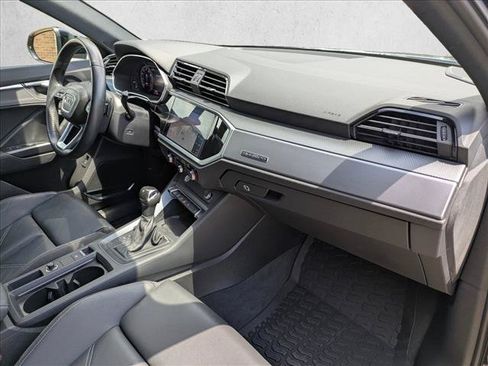 Used 2020 Audi Q3 2.0T Premium Plus AWD/4WD image 23