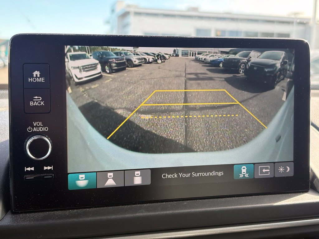 Used 2025 Honda Pilot EX-L image 33