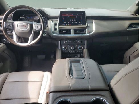Used 2021 GMC Yukon SLT w/ SLT Premium Package image 12