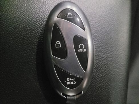 Used 2024 Hyundai Elantra SEL FWD image 32