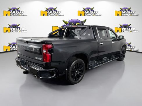 Used 2019 Chevrolet Silverado 1500 High Country w/ Technology Package AWD/4WD image 5