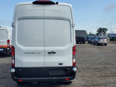 New 2024 Ford Transit 250 148 High Roof image 4