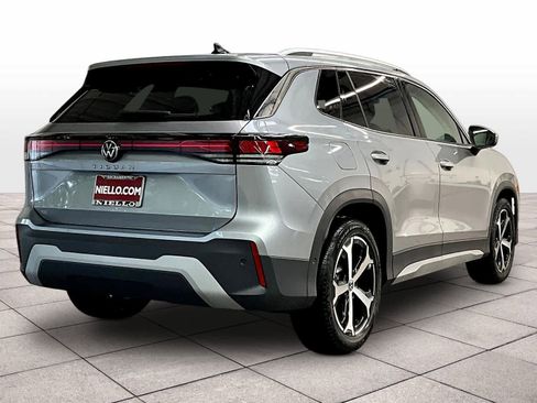 New 2026 Volkswagen Tiguan SE image 4