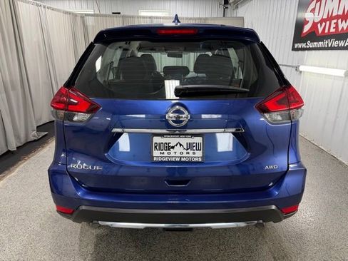 Used 2018 Nissan Rogue S image 5