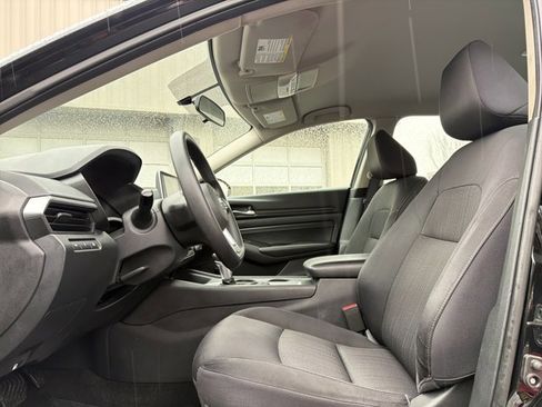 Used 2019 Nissan Altima 2.5 S image 11