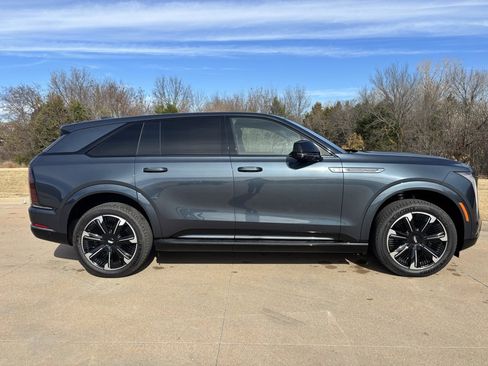 New 2026 Cadillac Escalade IQ Sport 1 w/ LPO, Floor Liner Package image 11