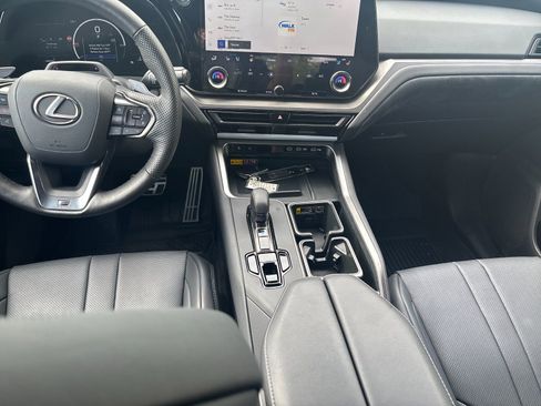 Used 2026 Lexus TX 500h AWD w/ Technology Package image 14