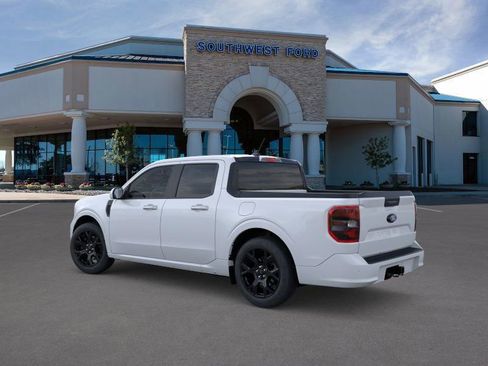 New 2026 Ford Maverick Lobo image 4