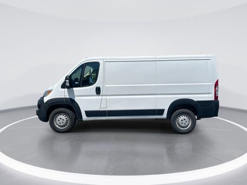 Used 2025 RAM ProMaster 2500 w/ Convenience Group FWD image 6