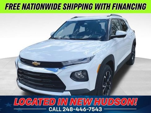 Used 2023 Chevrolet TrailBlazer LT FWD image 1