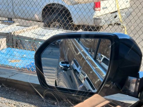 Used 2018 Lincoln Navigator L Reserve w/ Technology Package image 44