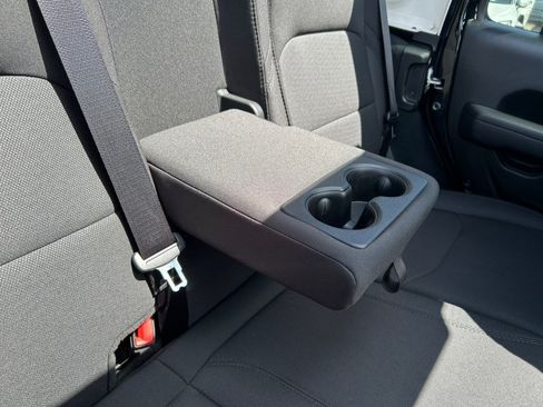 Used 2023 Jeep Wrangler Unlimited w/ Sun & Screen Package AWD/4WD image 22