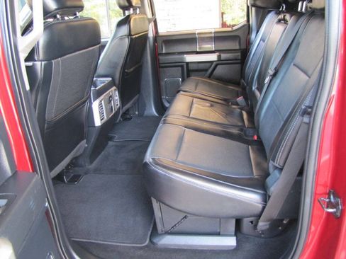 Used 2017 Ford F250 Lariat w/ Lariat Value Package AWD/4WD image 17