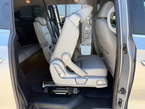 Used 2018 Honda Odyssey EX-L image 15
