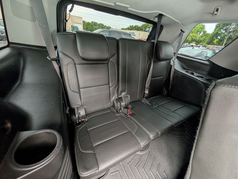 Used 2018 GMC Yukon SLT AWD/4WD image 14