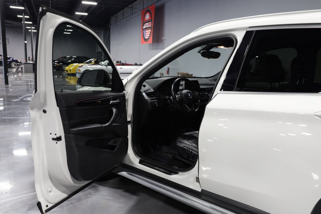 Used 2018 BMW X1 sDrive28i FWD image 9