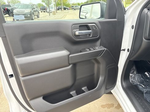 New 2026 Chevrolet Silverado 1500 W/T w/ WT Value Package AWD/4WD image 8