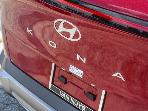 New 2026 Hyundai Kona SEL Premium FWD image 9