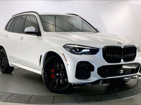 Used 2022 BMW X5 xDrive40i w/ M Sport Package AWD/4WD image 33