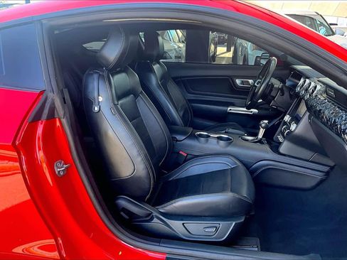 Used 2022 Ford Mustang GT Premium w/ Equipment Group 401A RWD image 9