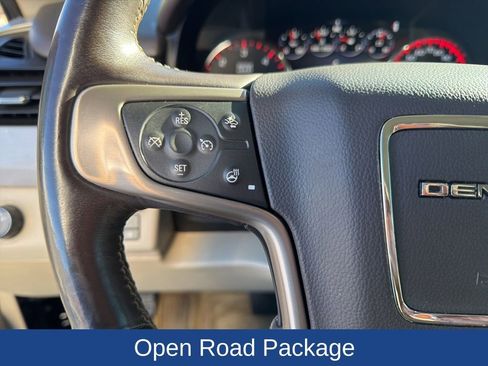 Used 2016 GMC Yukon Denali w/ Open Road Package image 21