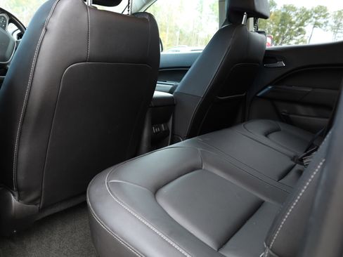 Used 2018 Chevrolet Colorado ZR2 image 14