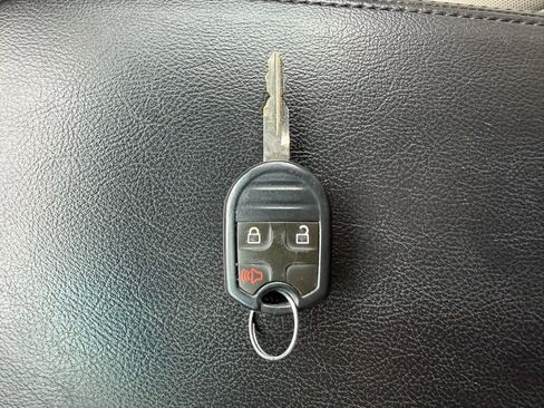 Used 2011 Ford Explorer 4WD w/ Class III Trailer Tow Pkg image 26