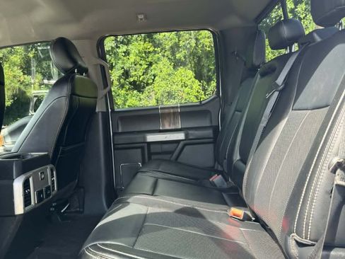Used 2019 Ford F150 Lariat AWD/4WD image 10