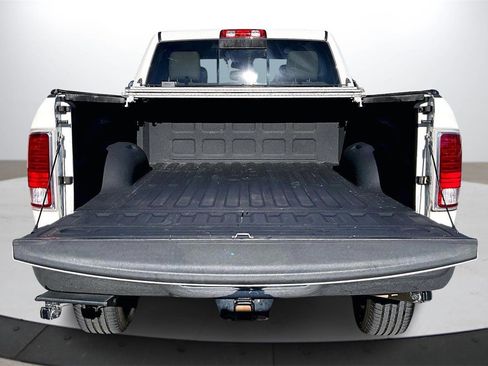 Used 2016 RAM 2500 Laramie w/ Convenience Group image 24