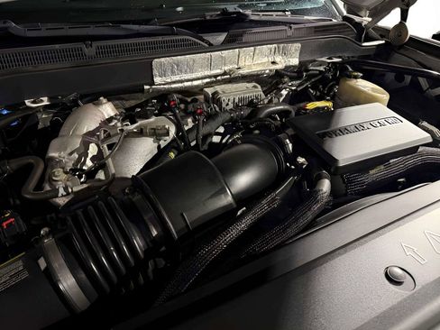 Used 2018 Chevrolet Silverado 3500 LTZ AWD/4WD image 41