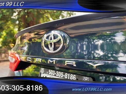 Used 2020 Toyota Camry SE FWD image 33