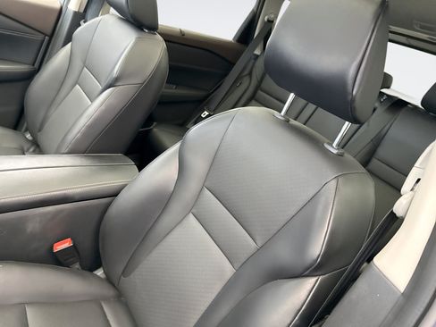Used 2023 Nissan Rogue SV w/ SV Premium B Package AWD/4WD image 10