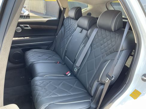 Used 2025 Genesis GV80 3.5T Prestige AWD/4WD image 19