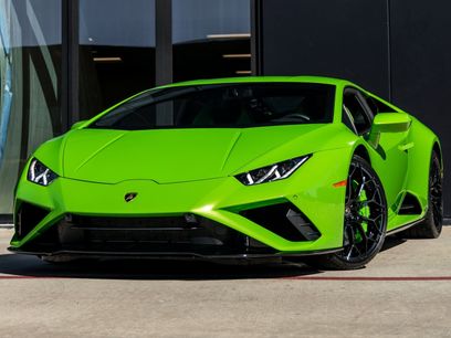 Used 2023 Lamborghini Huracan EVO